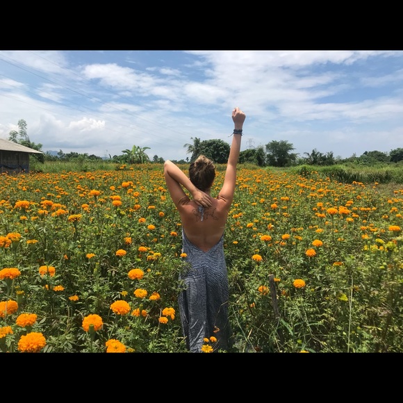 Meet your Posher - Picture 2 of 2